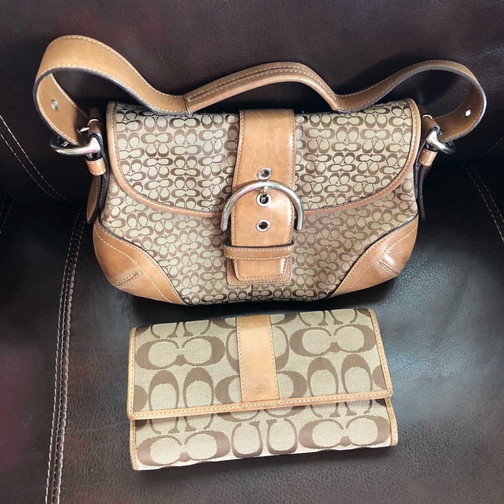 Coach signature brown bag and wallet set